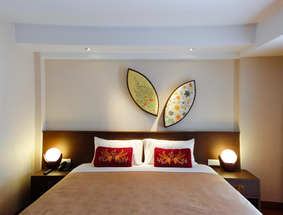 Hotel Atanaya Kuta Lombok Exterior foto